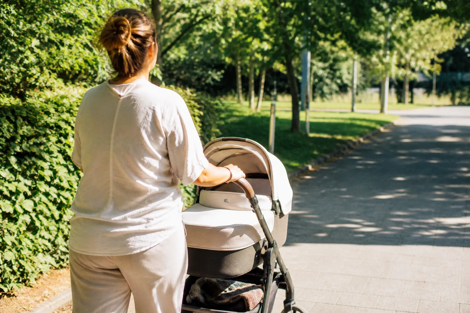 Mehr Raum für das Wochenbett: Warum bezahlte Mutterschutzzeit ein wichtiges Signal ist
